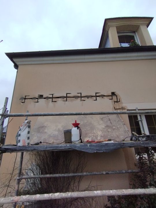 Réparation de fissures par agrafage