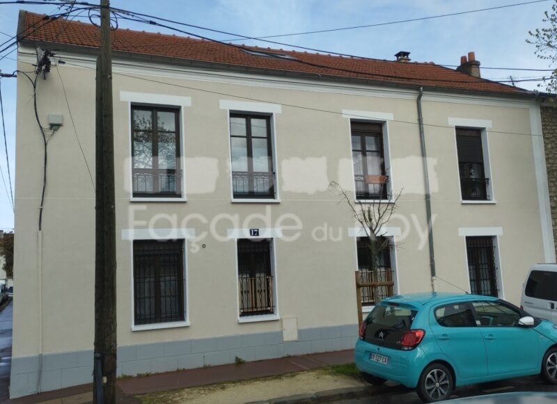 Ravalement de façade avec un revêtement à base de résine à Ormesson sur Marne