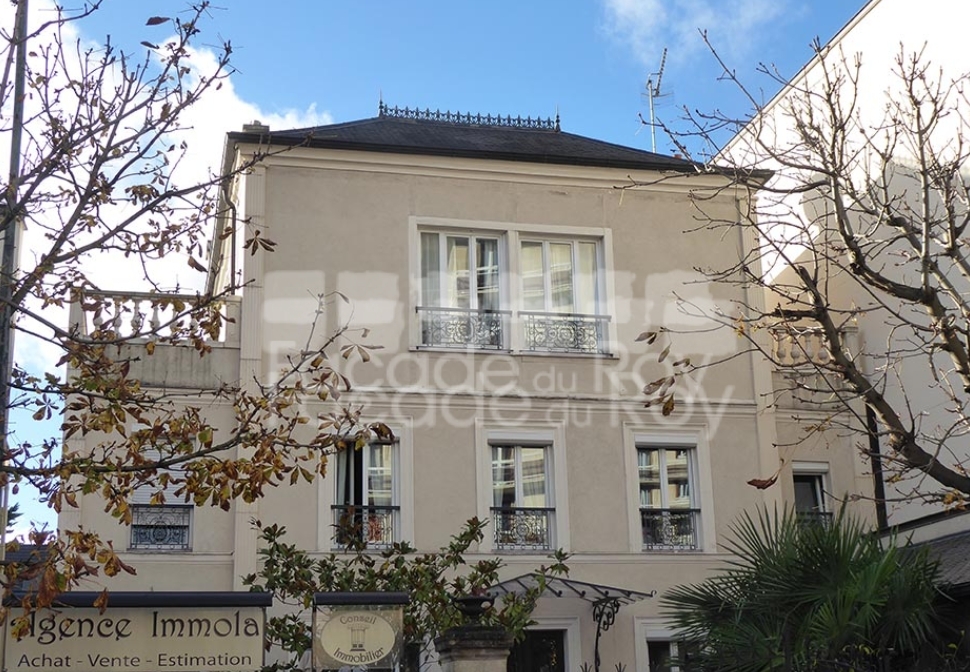 Peintures façades d'une maison à La Varenne-Saint-Hilaire, 94210, Val-de-Marne